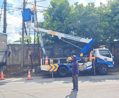 Respons Cepat Pemerintah, Jalan Nasional Kemang-Parung Kini Lebih Aman dan Bersih!