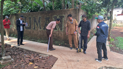 Kegiatan Monitoring Pembangunan Infrastruktur Jalan di Desa Tegal oleh Kecamatan Kemang