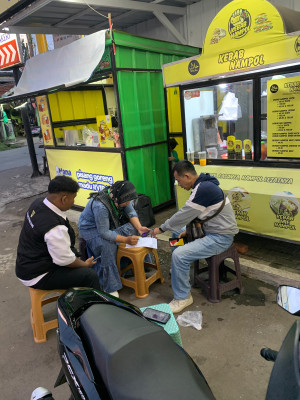 Masyarakat Acungkan Jempol Program Bupati Bogor Dukung UMKM Naik Kelas